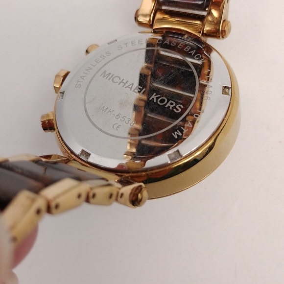 Michael Kors Parker Tortoise Acetate Watch - Picture 7 of 13